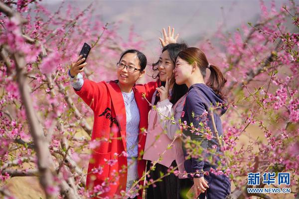 姬小滿吃狂鐵大季巴