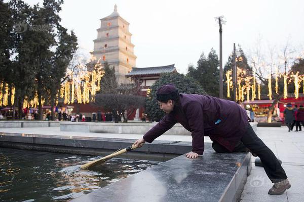 馬國亮,錢家駿