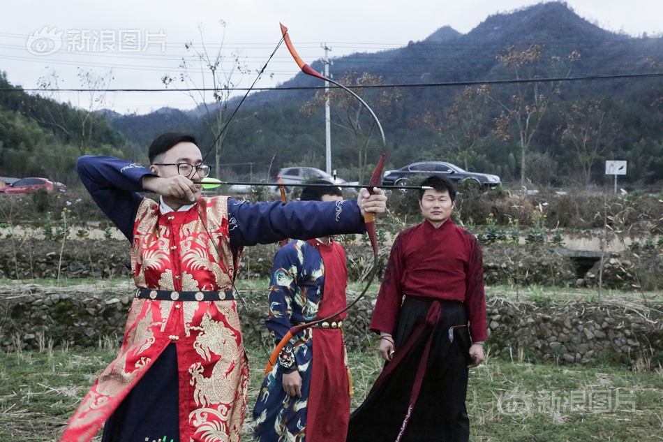 胡安·安東尼奧·巴亞納